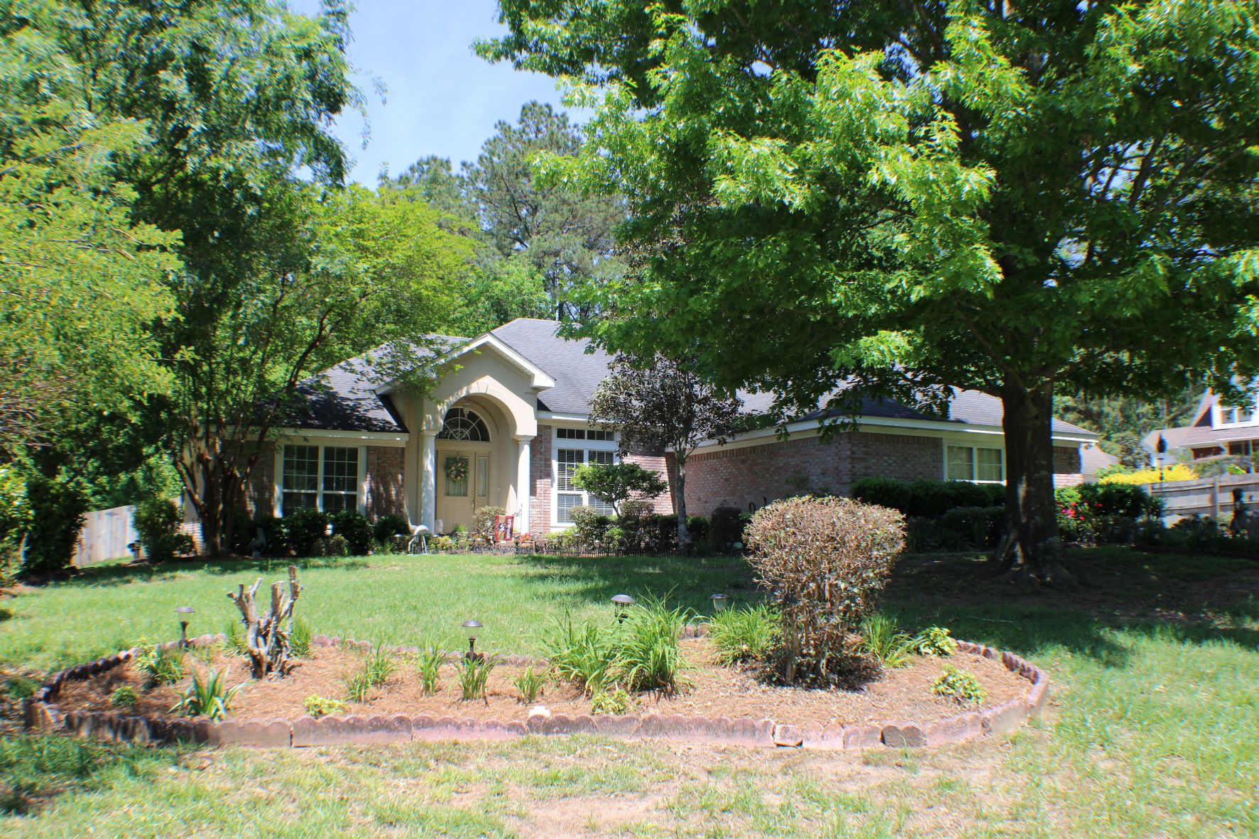House on hill in Piney Z Tallahassee Florida